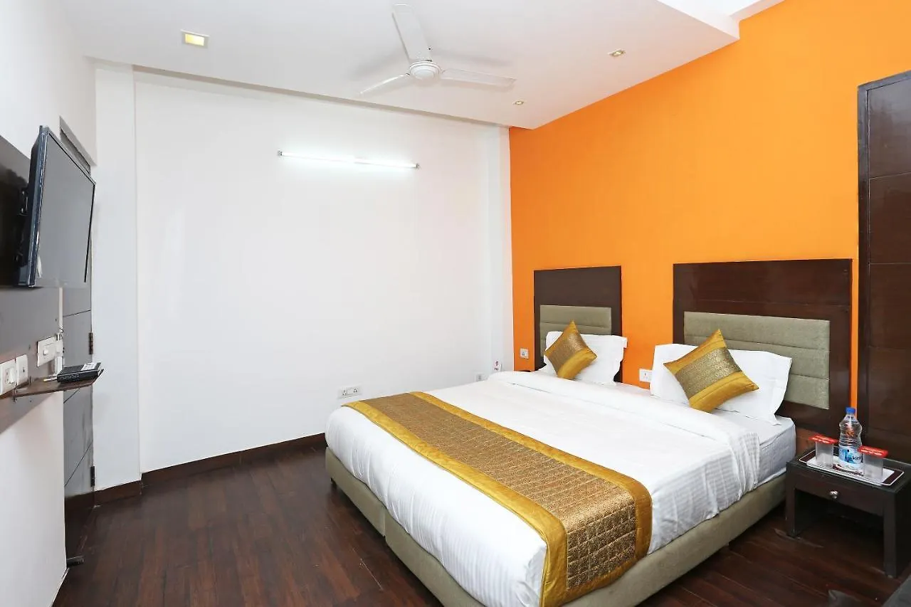 Oyo Singh Suites Near Aravali Biodiversity Park Gurgaon India